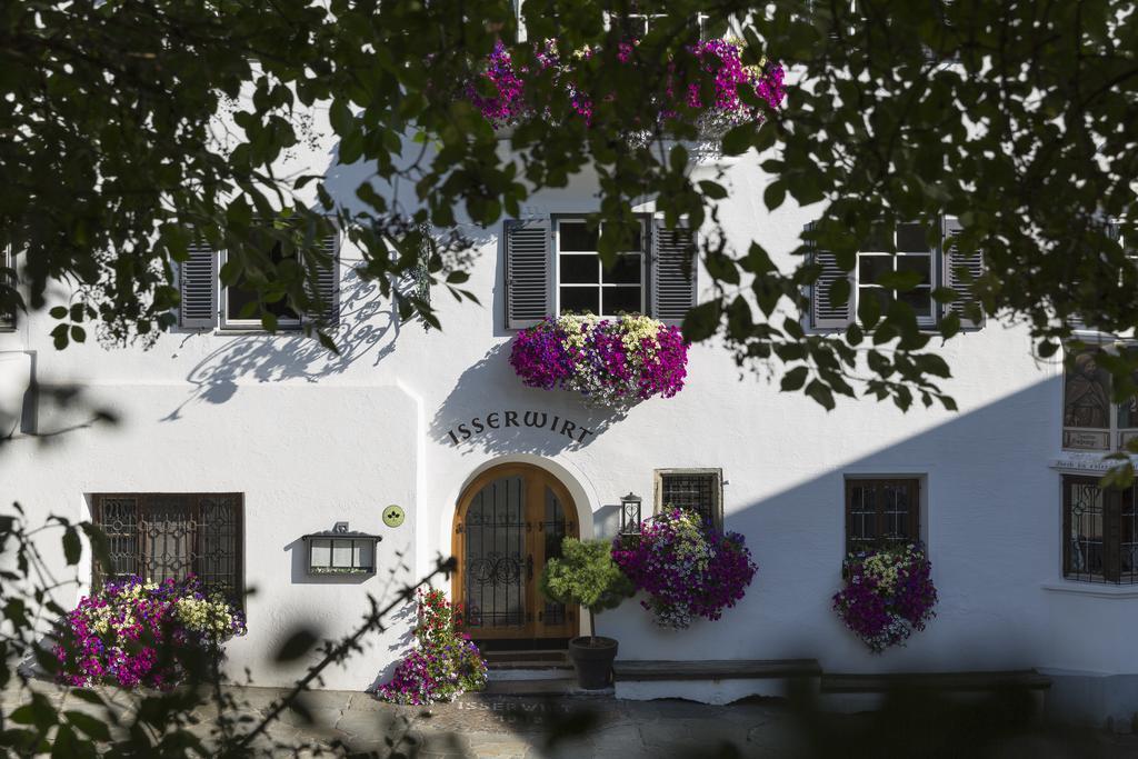 Hotel Isserwirt 3*